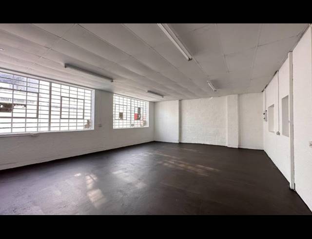 INDUSTRIAL PROPERTY TO RENT IN PAARDEN ISLAND